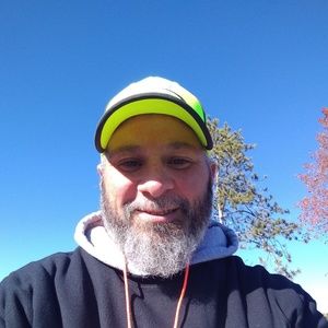 Meet your Posher, Issac